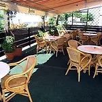 Panorama 4*