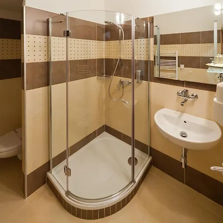 Panorama Hotel 4*
