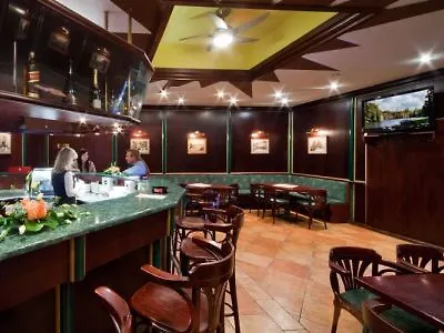 Panorama 4*
